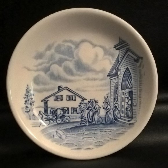 Vintage Upper Canada Village - Small Butter Pat Plate / Tea Bag Plate - Souvenir - Picture 2 of 11